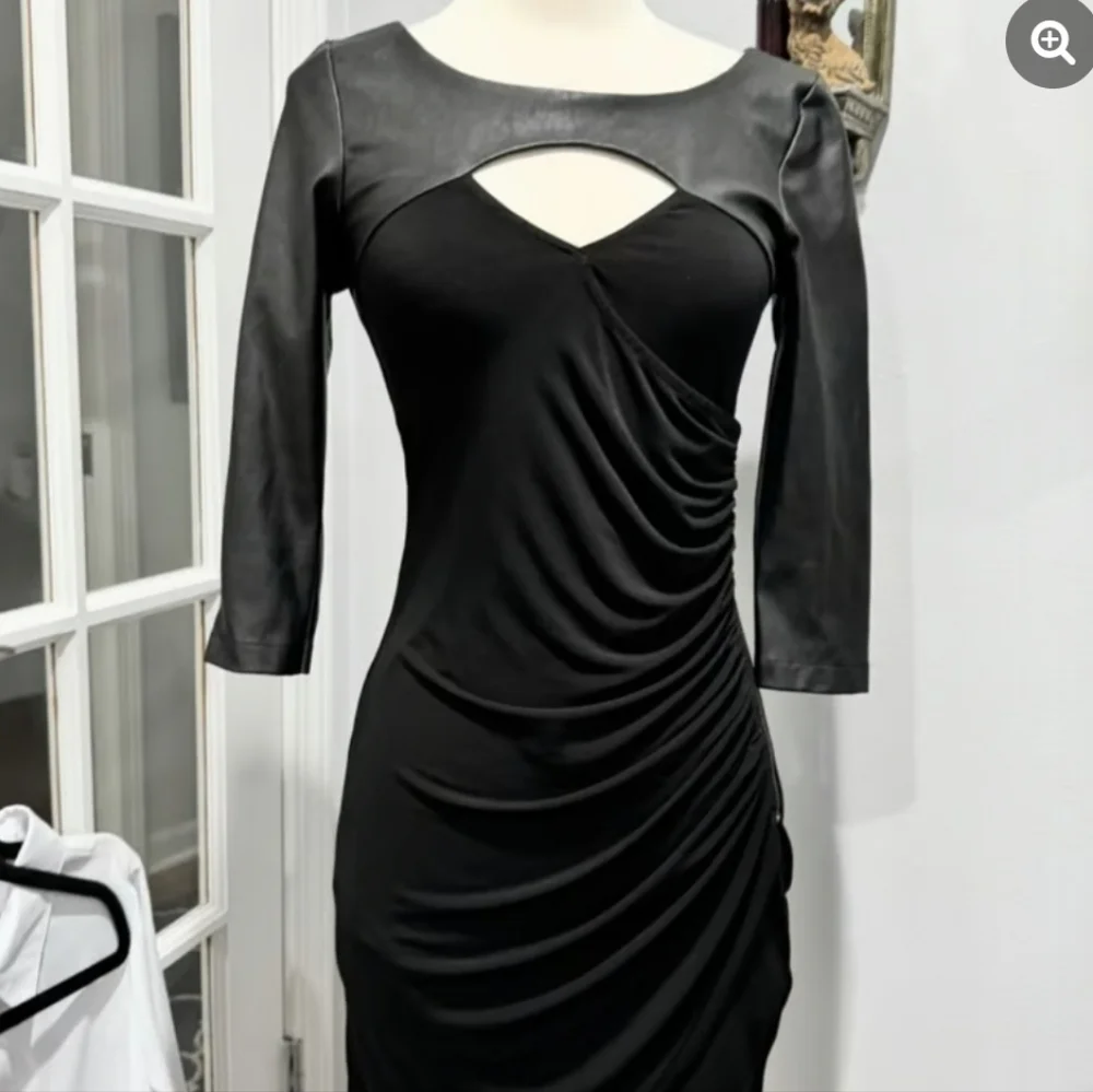 EUC, Guess Faux Leather Ruched Bodycon Dress, Xs. Black - Picture 3 of 9